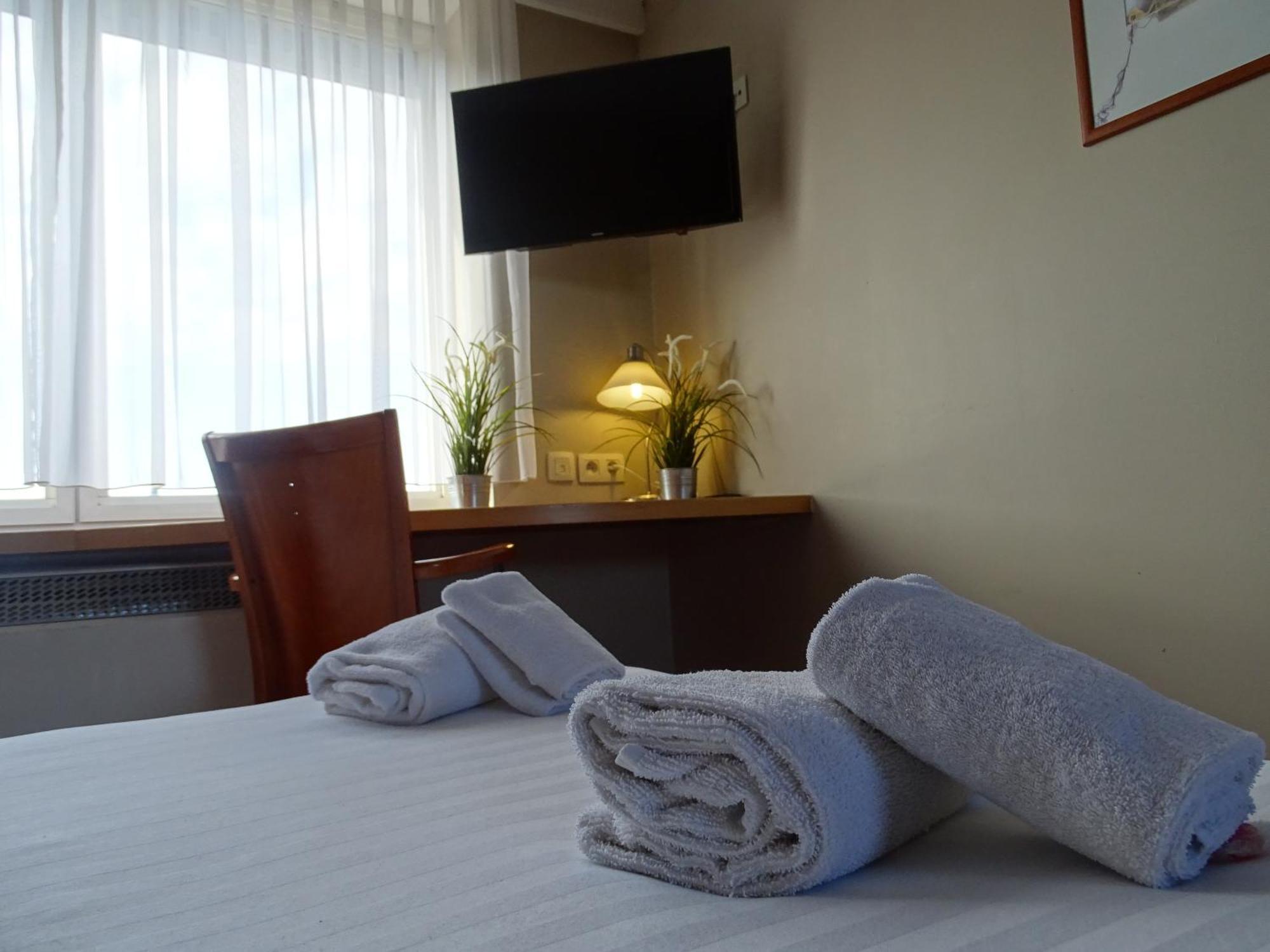 Sleep & Go Brussels Expo Hotel Wemmel Room photo