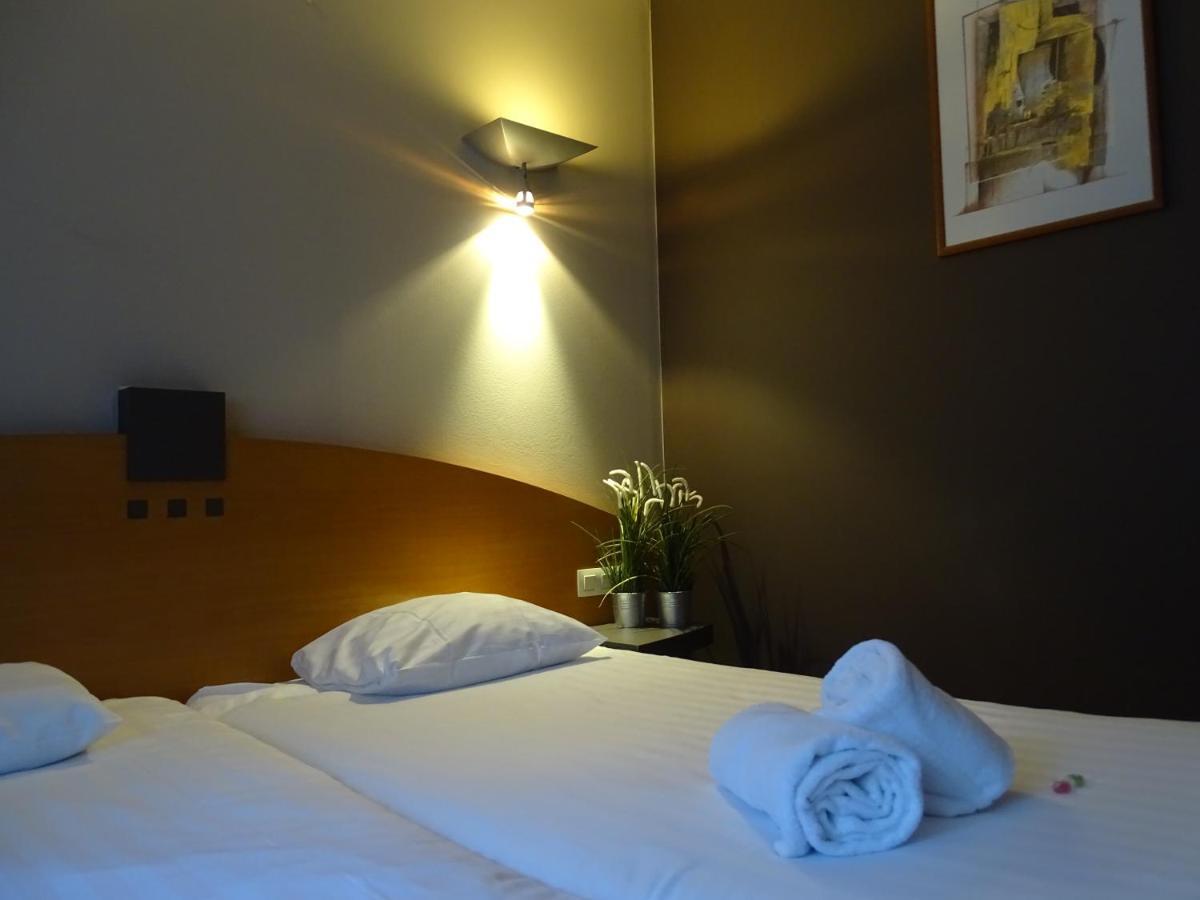 Sleep & Go Brussels Expo Hotel Wemmel Exterior photo