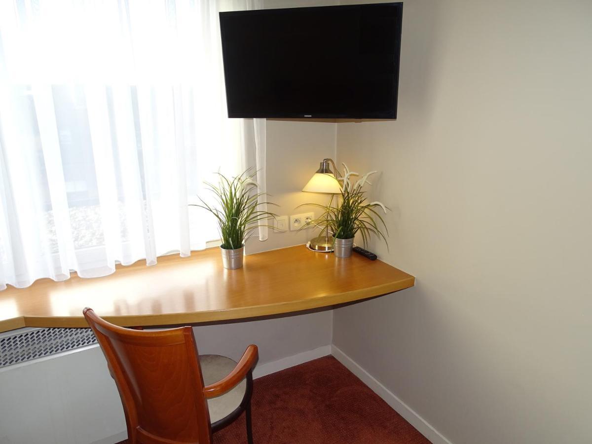 Sleep & Go Brussels Expo Hotel Wemmel Room photo